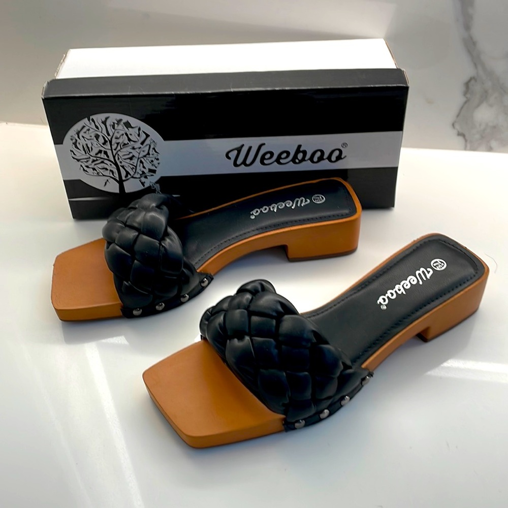 Weeboo - Black - Size 7 1/2